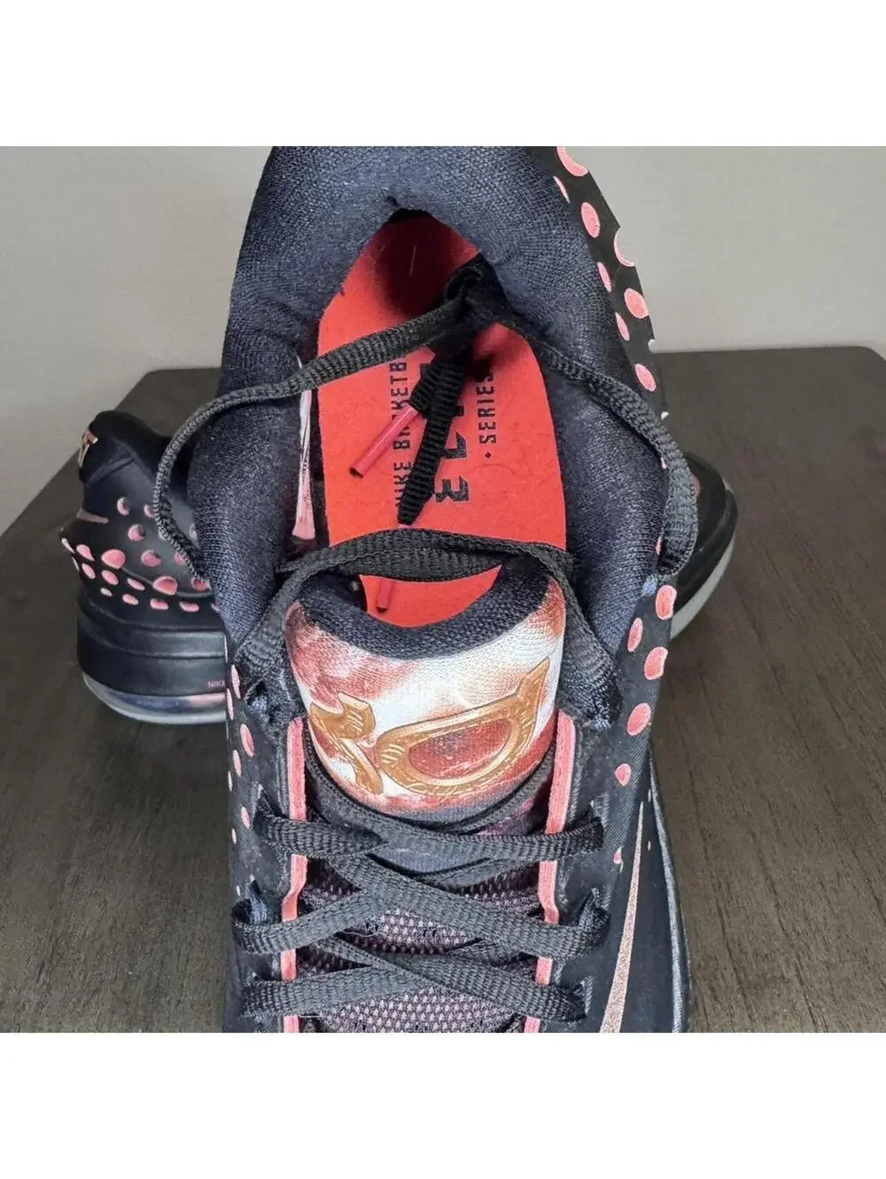 Nike these zoom